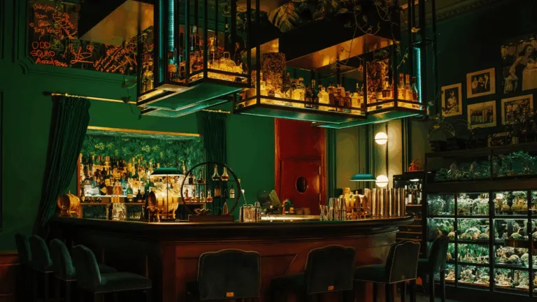 Mirror Bar