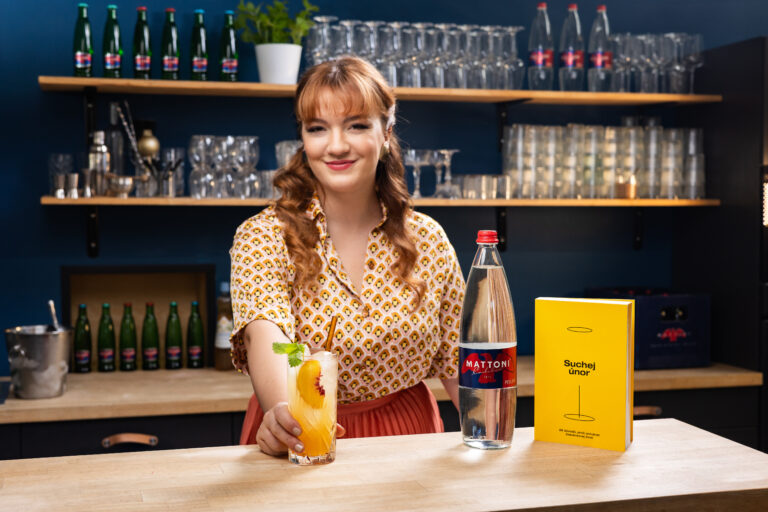 Anna Nováková připravila nealko koktejly s Mattoni pro Suchej únor_1 (3)